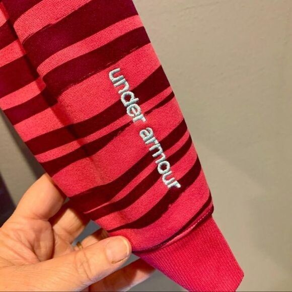 Under Armour woman’s, pink, zebra hoodie, EUC XS - Picture 4 of 8